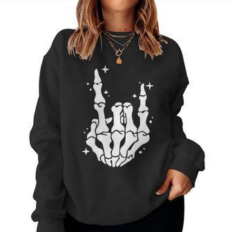 Chill The Fourth Out Skeleton 4Th Of July 2 Slided Women Sweatshirt - Thegiftio UK