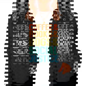 Coffee Books Dogsocial Justice レディーススウェットシャツ - Kawaiitshirt
