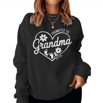 Promoted To Grandma Est 2026 Baby Announcement For Grandma Women Sweatshirt - Thegiftio UK