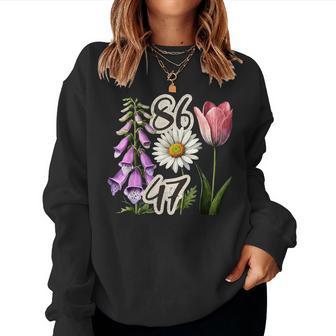 Retro 8647 Vintage Foxglove Daisy Tulip Women Sweatshirt - Thegiftio UK