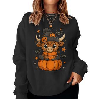 Retro Halloween Highland Cow Pumpkin Fall Cow Thanksgiving Women Sweatshirt - Thegiftio UK