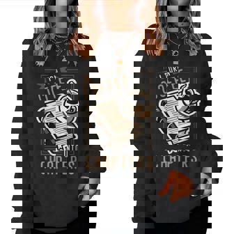 I Turn Coffee Into Chapters 本の虫 読書 レディーススウェットシャツ - Kawaiitshirt