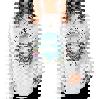 Retro Floral Niagara Falls Trip Outdoor Family Vacation Women Sweatshirt - Thegiftio