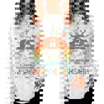 キッズ Level 7 Unlocked 7Th Birthday Gamer For Boys & Girl レディーススウェットシャツ - Kawaiitshirt
