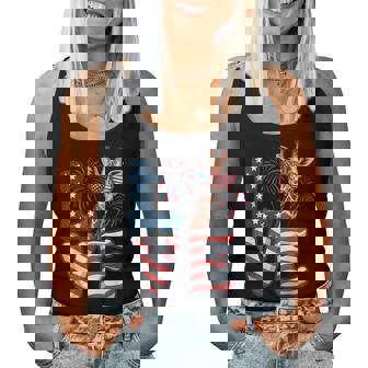 Giraffe Love 4Th Of July Usa Flag Giraffe Women Women Tank Top - Thegiftio