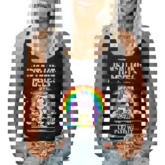 Instalación Del Entrenamiento De Levantamiento De Pesas Muscles Unicorn Rainbow Camiseta sin mangas para mujer - Regaloses