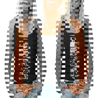 ヴィンテージ 日本製 自動車 カーレース ドライバー 楽しい 女性 男性 レディースタンクトップ - Kawaiitshirt