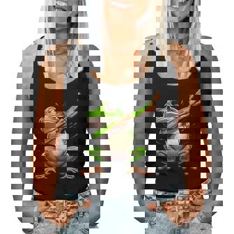 軽くたたくカエルの面白い動物のダンスギフト 男の子と女の子向け レディースタンクトップ - Kawaiitshirt