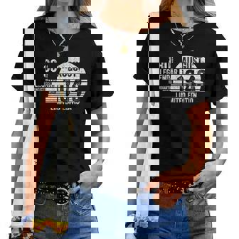 80歳の誕生日 メンズギフト 80歳 女性用 80年 8月 1943 レディースTシャツ - Kawaiitshirt