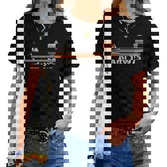 Amity 1975Ela Retro Atardecer Playa Estiloetentas Cuello Camiseta de mujer - Regaloses