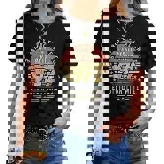 Avril 1972 Cadeau Anniversaire Avril 1972 53 Ans Homme T-shirt femme - Cadeauxyz