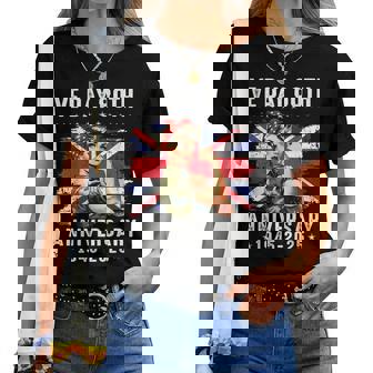 Bandera Del Díae 80 Aniversario Celebracióne Day 2025 Camiseta de mujer - Regaloses