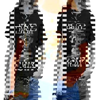 Beagle Mommyビーグル ママ フンデ ママについてつぶやく イングリッシュ・ビーグル ママ レディースTシャツ - Kawaiitshirt