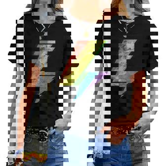 Distressedintage Rainbow Lightning Bolt Lgtbq Pride Maglietta da donna - Novitaregali