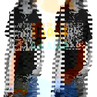 Groovy Born To Read 本 強制的に読む メール 読書 レディースTシャツ - Kawaiitshirt