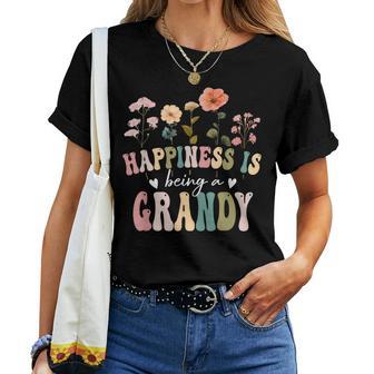 Happiness Is Being A Grandy Floral Grandy Mother's Day Women T-shirt - Thegiftio UK