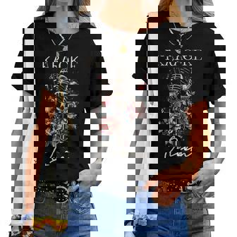 Karaoké Queeninger Microphoneintage Fleurs Chanteur T-shirt femme - Cadeauxyz
