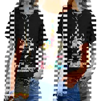 Theodora Licorne Arc-En-Ciel Avec Nom Personnalisé Pour Filles T-shirt femme - Cadeauxyz