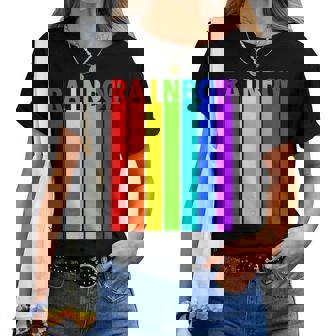 Rainbow レインボー《虹 カラー》【デザインアート】文字 7色 カラフル レディースTシャツ - Kawaiitshirt