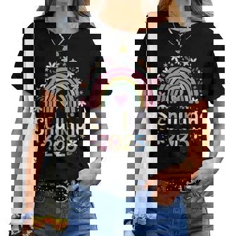 Schulkind 2025 Einschulung Mädchen Regenbogenchulstart T-shirt Frauen - Geschenkecke