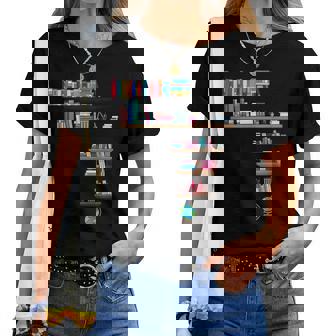 クールなアフリカの地図アート 男性 女性 アフリカの図書館読者 レディースTシャツ - Kawaiitshirt