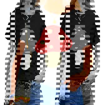 シンプルでキュートなキノコのグラフィック Cute Mushroom レディースTシャツ - Kawaiitshirt