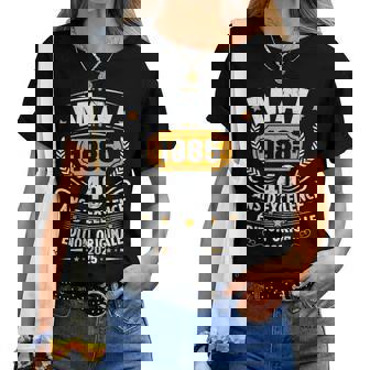 ヴィンテージ 1985年5月 40歳の誕生日プレゼント 男性 女性 レディースTシャツ - Kawaiitshirt