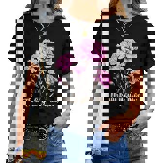 母の日 カーネーション 花 きれい ありがとう お母さん レディースTシャツ - Kawaiitshirt