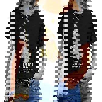 還暦祝い 犬好き 男性 女性 父 母 還暦 お祝い 60歳 かわいい 犬 ゴールデンレトリバー おしゃれ レディースTシャツ - Kawaiitshirt