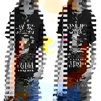 面白いバレーボール愛好家バレーボールを愛するただの女の子 レディースTシャツ - Kawaiitshirt
