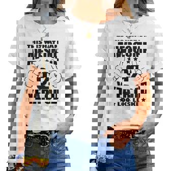 92歳の誕生日 女性 男性 素晴らしい92歳のおばあちゃん レディースTシャツ - Kawaiitshirt