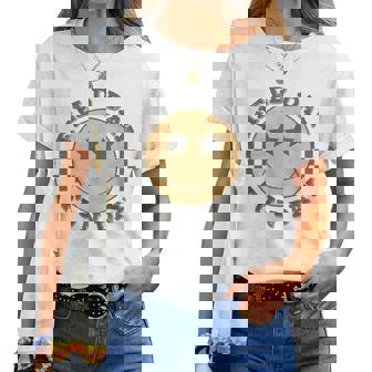 Field Day Fun Day 2025 Groovy Smile Face Checkered Students Women T-shirt | Mazezy