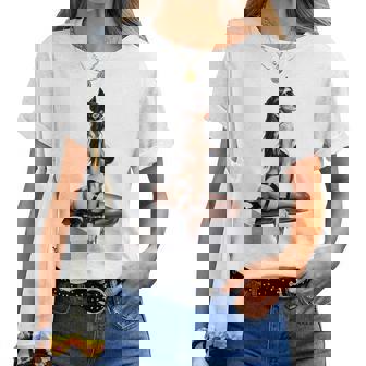 Sexy Girl グラフィックtシャツ セクシー「バッドキティ」ピンナップガール カットアウト。 レディースTシャツ - Kawaiitshirt