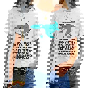 モササウルスが好きな女の子だけ レディースTシャツ - Kawaiitshirt