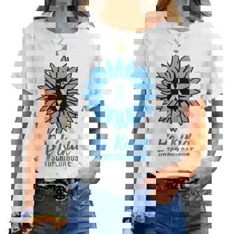 児童虐待防止 2025 Be Kind メンズ レディース キッズ レディースTシャツ - Kawaiitshirt