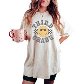 Retro Third Grade Teacher Student 1St Day Back To School Women's Oversized Comfort T-shirt - Thegiftio UK