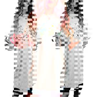 Subtle Floral 8647 Trump Flowers Forget Me Not Daisy Tulip Women's Oversized Comfort T-shirt | Mazezy