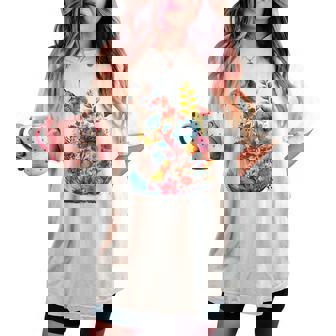 カラフル 花 猫 レディースオーバーサイズコンフォートTシャツ - Kawaiitshirt