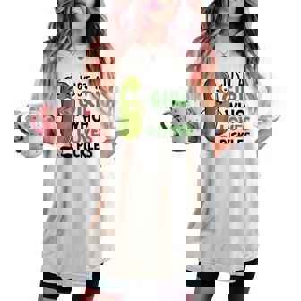 ピクルスが大好きな女の子だけ おかしなきゅうり レディースオーバーサイズコンフォートTシャツ - Kawaiitshirt