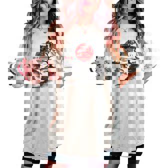 日本の木 赤い月 絵画 日本 夕日 男性 女性 レディースオーバーサイズコンフォートTシャツ - Kawaiitshirt