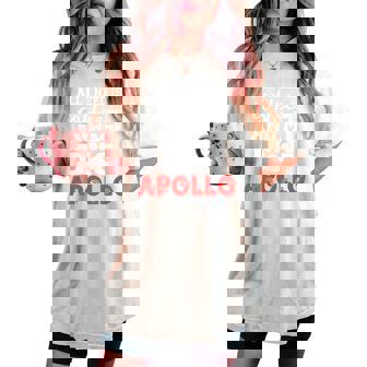 犬の名前 アポロ All In Need Is Coffee My Dog Named Apollo 長袖tシャツ レディースオーバーサイズコンフォートTシャツ - Kawaiitshirt