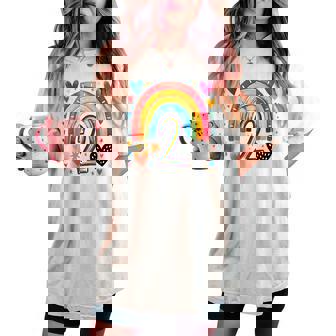 私はもう2歳 女の子のためのかわいいレインボーバースデーデザイン レディースオーバーサイズコンフォートTシャツ - Kawaiitshirt