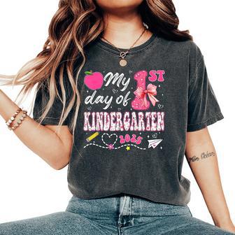 My 1St Day Of Kindergarten 2025 Back To School Girls Teacher Women's Oversized Comfort T-Shirt - Thegiftio UK
