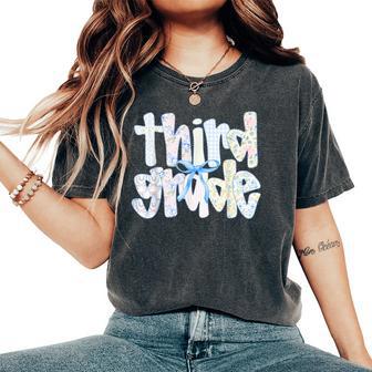 3Rd Grade Coquette Bow Third Grade Blue Toile Teacher Girl Women's Oversized Comfort T-Shirt - Thegiftio UK