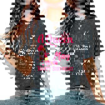 47歳の誕生日 ハイヒール A Queen Was Born In 5月 1978 レディースオーバーサイズコンフォートTシャツ - Kawaiitshirt