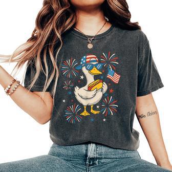 4Th Of July Duck And American Us Flag Patriotic Duck Lover Women's Oversized Comfort T-Shirt - Thegiftio UK