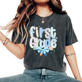 Cute Floral Preppy First Grade Back To School Teacher Girl Women's Oversized Comfort T-Shirt - Thegiftio UK