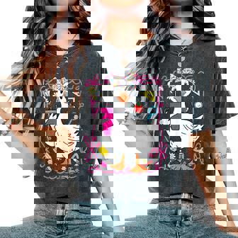 Cute Teacher Goose Back To School Animal Women's Oversized Comfort T-Shirt | Seseable CA