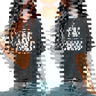 Equipo Conrad Retro Groovy Camiseta extragrande cómoda para mujer - Regaloses