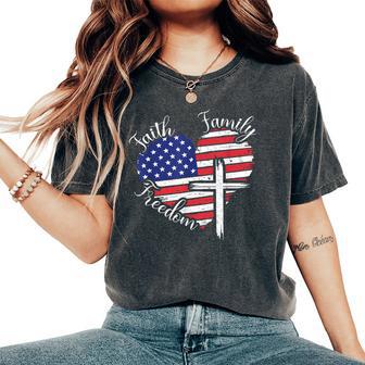Faith Family Freedom Heart Christian American 4Th Of July Women's Oversized Comfort T-Shirt - Thegiftio UK